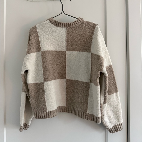 Dex Sweater - Picture 2 of 3